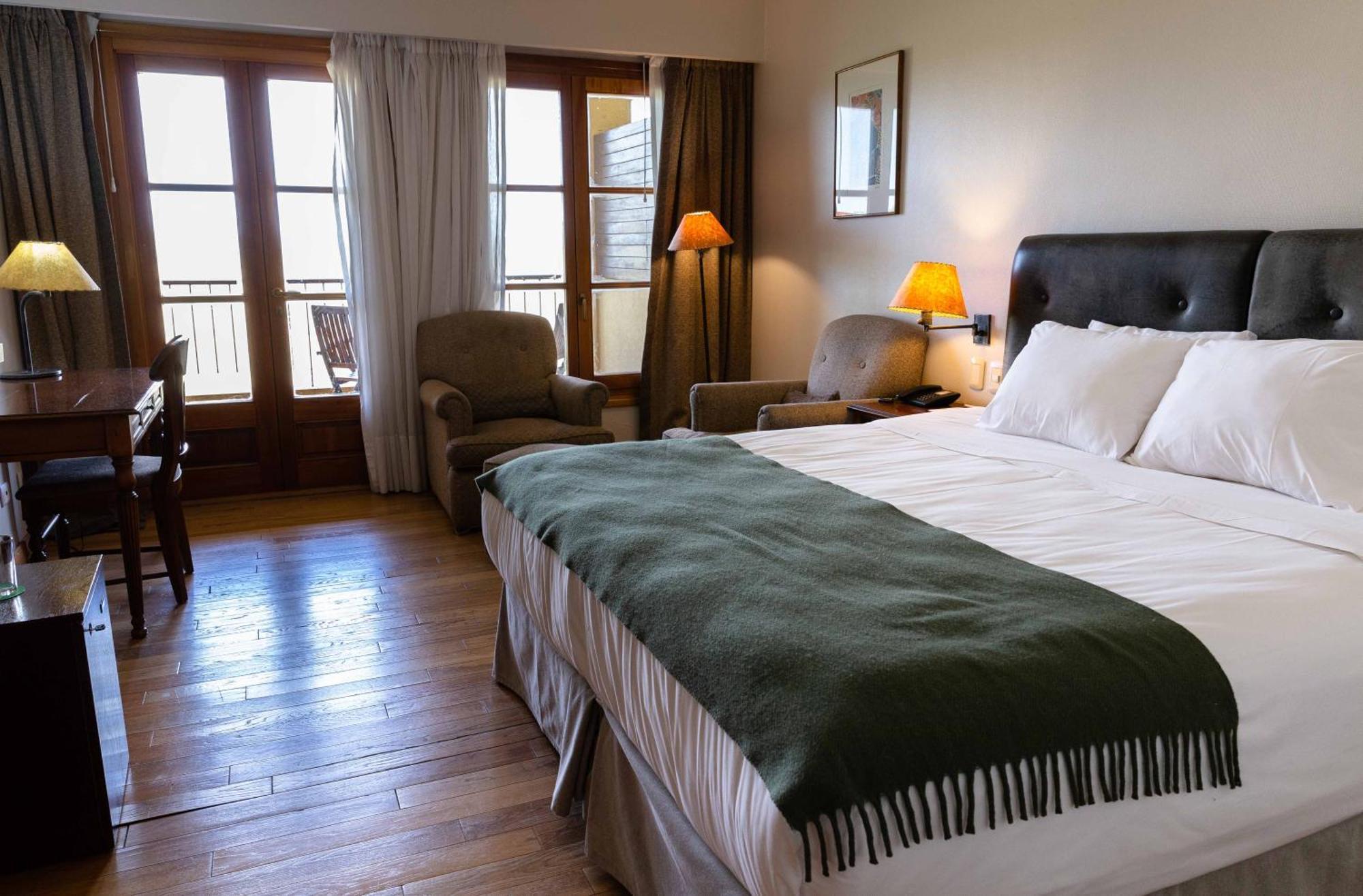 Wyndham Garden Lujan Hotell Eksteriør bilde